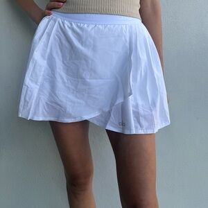 ALO Yoga Women's Crisp White Mini Skirt